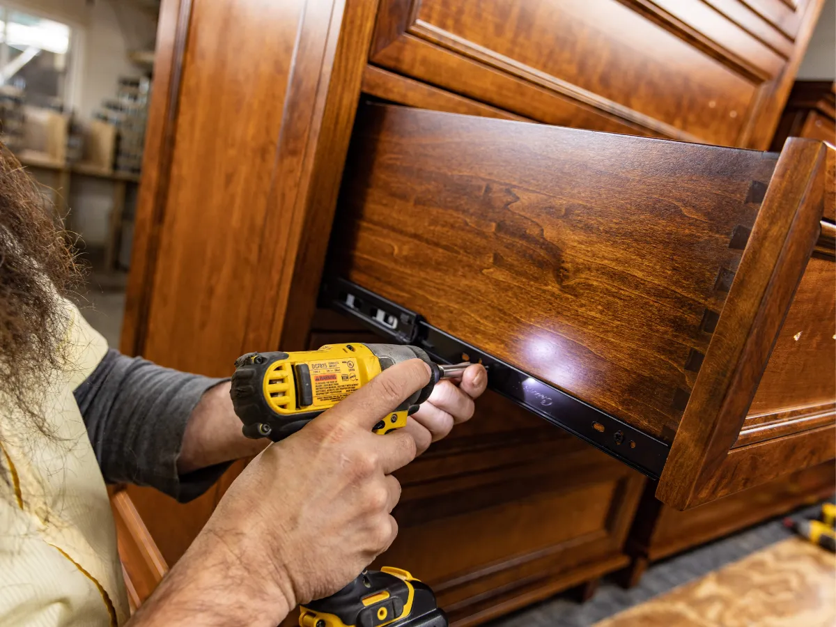 Installing drawer slides